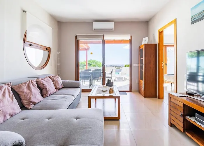 Сasa de vacaciones 3 Bedroom With Pool And Jacuzzi *