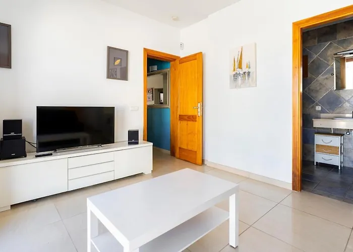 3 Bedroom With Pool And Jacuzzi * Playa Blanca (Lanzarote)