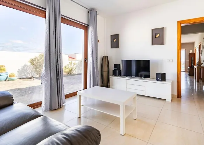 Сasa de vacaciones 3 Bedroom With Pool And Jacuzzi