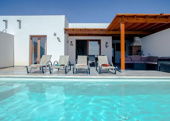 3 Bedroom With Pool And Jacuzzi Сasa de vacaciones
