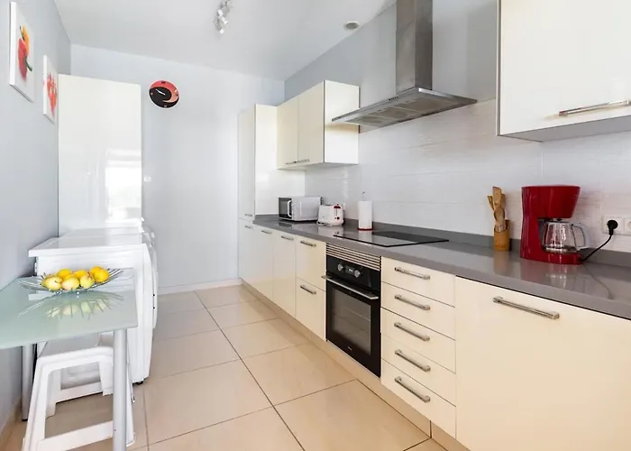 3 Bedroom With Pool And Jacuzzi Playa Blanca (Lanzarote)
